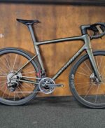 Specialized S-Works Tarmac SL8 RED AXS – Gloss Cypress Metallic / Magenta to Gold Pearl / S